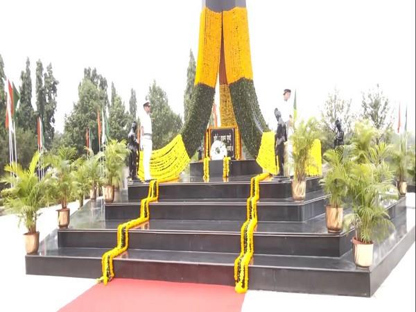 Indian Navy Day: Cmdre Sudheer Parakala (Retd) lays wreath at Veerula Sainik Smarak in Secunderabad